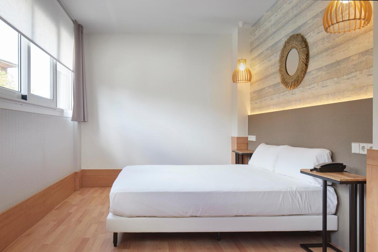 Hotel Berri Versalles Renteria Bagian luar foto