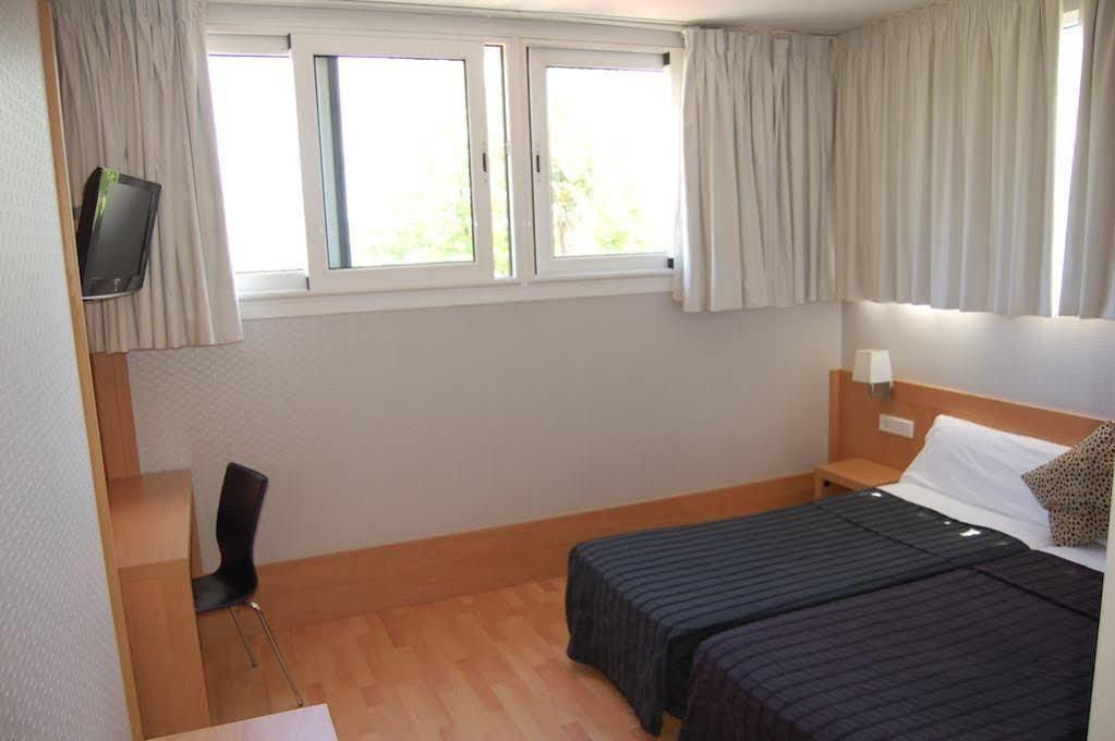 Hotel Berri Versalles Renteria Bagian luar foto